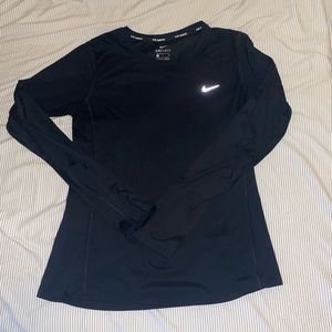 Nike Dri-Fit Long-sleeve